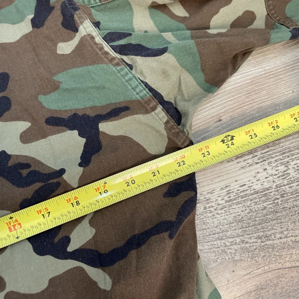 Vintage US Air Force Woodland Camo BDU Jacket Military Patches Mens Regular